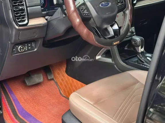 Ford Everest Titanium 2.0 AT 4x2 2024 - SUV 7 chỗ máy dầu