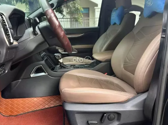 Ford Everest Titanium 2.0 AT 4x2 2024 - SUV 7 chỗ máy dầu