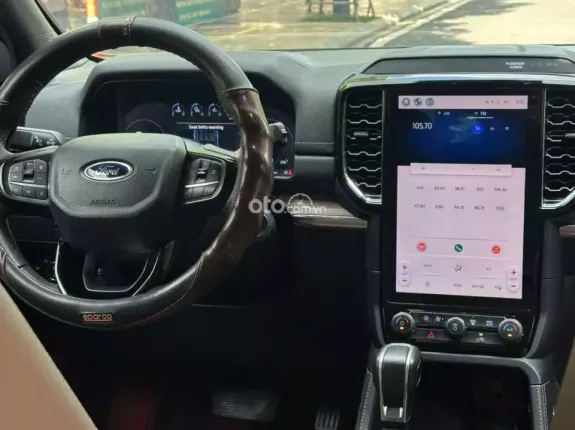 Ford Everest Titanium 2.0 AT 4x2 2024 - SUV 7 chỗ máy dầu