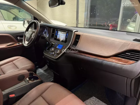 Toyota Sienna Limited 3.5 AT AWD 2017 - 1 chủ - đầy đủ lịch sử hãng