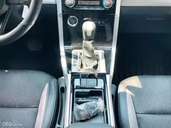 Toyota Veloz 2026 - Siêu mới, odo 6000km, rộng rãi bền bỉ