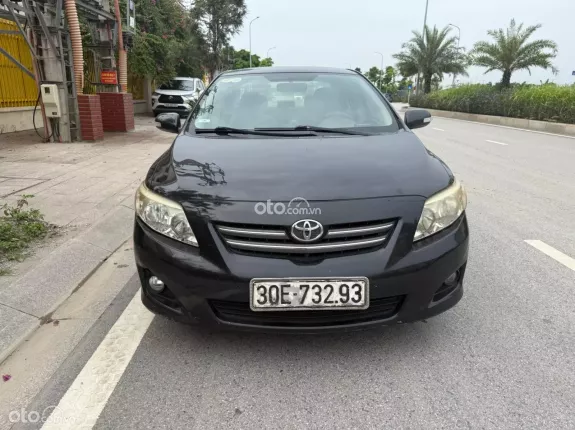 Toyota Corolla Altis 1.8G CVT 2010 - Gia đình cần tiền bán gấp