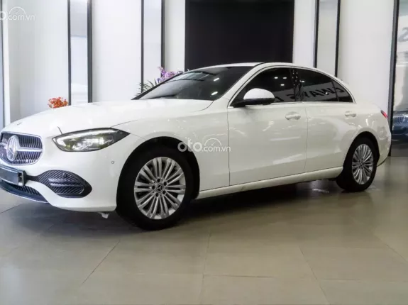 Mercedes-Benz C200 Avantgarde 2025 - Bản Update V2 siêu lướt 5000km cực đẹp