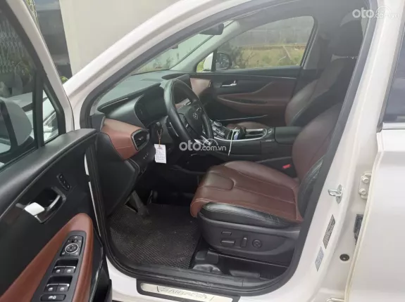 Hyundai Santa Fe 2.2 Dầu Cao cấp 2024 - Gia đình xin được trào bán gấp