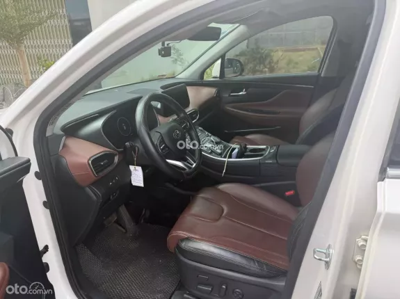 Hyundai Santa Fe 2.2 Dầu Cao cấp 2024 - Gia đình xin được trào bán gấp