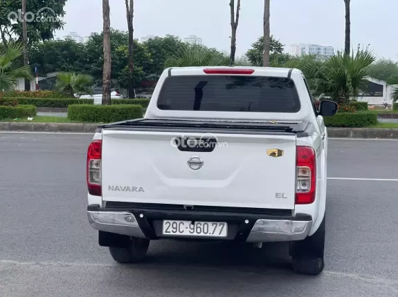 Nissan Navara EL 2.5 AT 2017 - Gia đình cần tiền muốn bán gấp