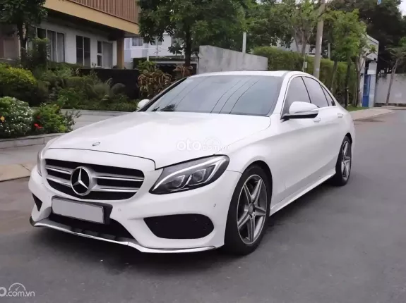 Mercedes-Benz C250 AMG 2015 - Trắng đen