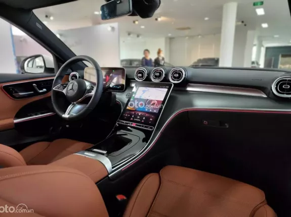 Mercedes-Benz C200 Avantgarde 2025 - Mercedes C200 Avantgarde sx 2025 Xe mới tinh
