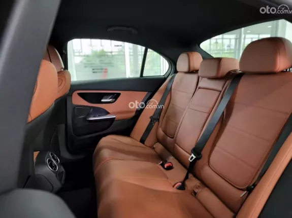 Mercedes-Benz C200 Avantgarde 2025 - Mercedes C200 Avantgarde sx 2025 Xe mới tinh