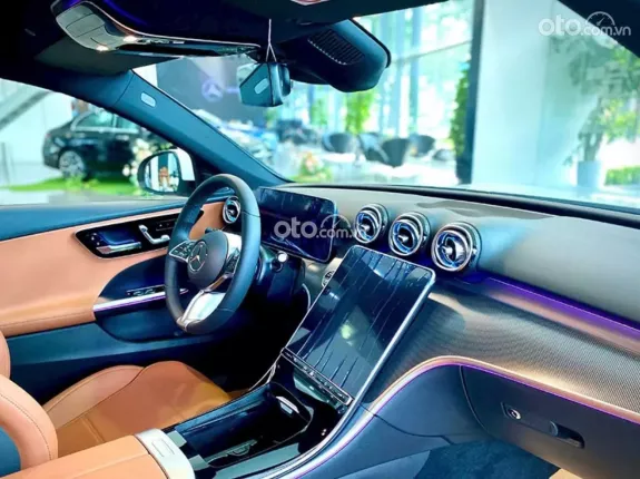 Mercedes-Benz C200 Avantgarde 2025 - Mercedes C200 Avantgarde sx 2025 Xe mới tinh