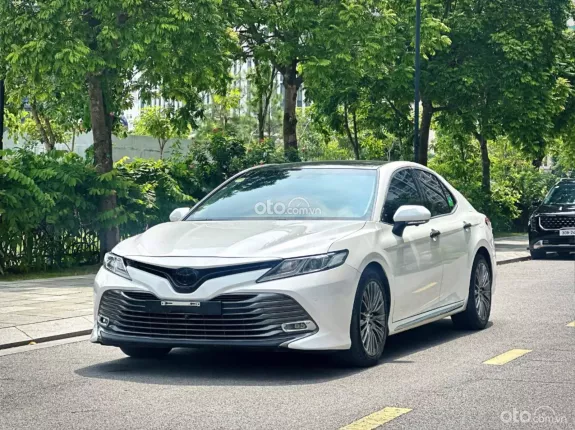 Toyota Camry 2.0G 2021 - SIÊU PHẨM DÀNH CHO CHỦ TỊCH