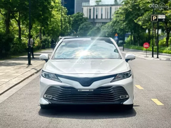 Toyota Camry 2.0G 2021 - SIÊU PHẨM DÀNH CHO CHỦ TỊCH