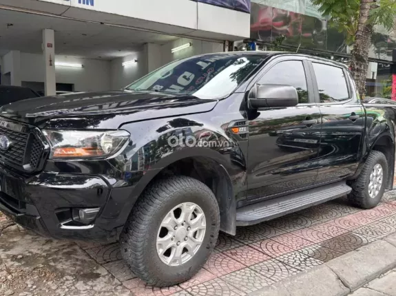 Ford Ranger XLS 2.0L 4x2 AT 2022 - Hỗ trợ bank 70%, giá tốt liên hệ em