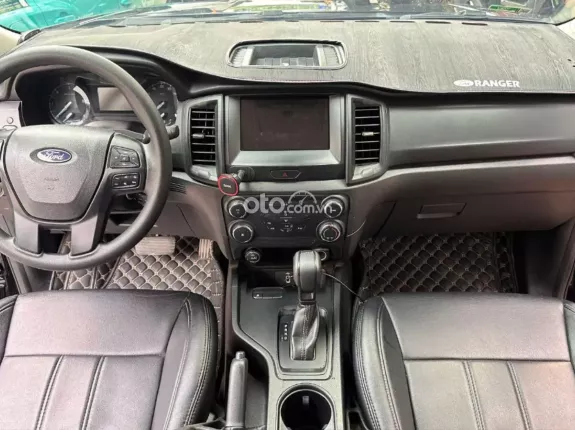 Ford Ranger XLS 2.0L 4x2 AT 2022 - Hỗ trợ bank 70%, giá tốt liên hệ em
