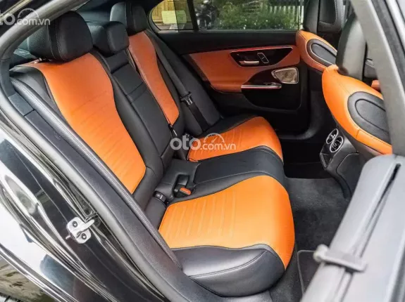 Mercedes-Benz C300 AMG 2022 - BAO ĐẬU BANK 70-90% (Ib Zalo tư vấn trực tiếp 24/7)