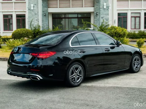 Mercedes-Benz C300 AMG 2022 - 1 chủ đập thùng lướt nhẹ cực đẹp