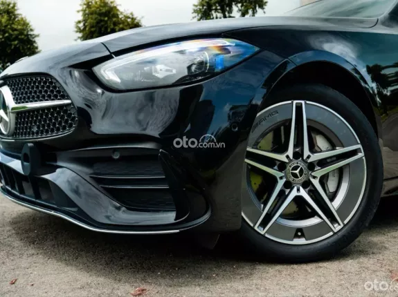 Mercedes-Benz C300 AMG 2022 - 1 chủ đập thùng lướt nhẹ cực đẹp