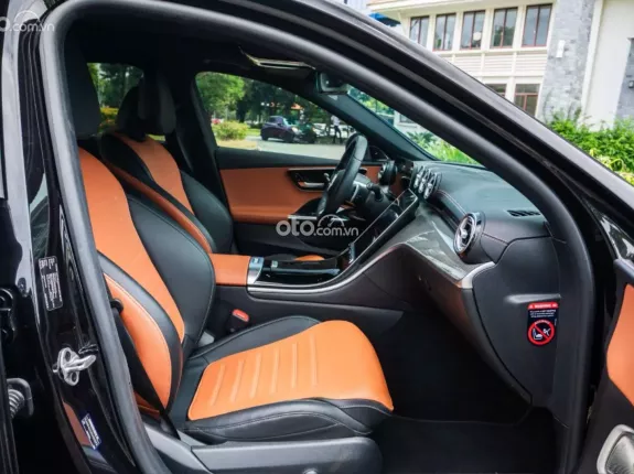 Mercedes-Benz C300 AMG 2022 - 1 chủ đập thùng lướt nhẹ cực đẹp