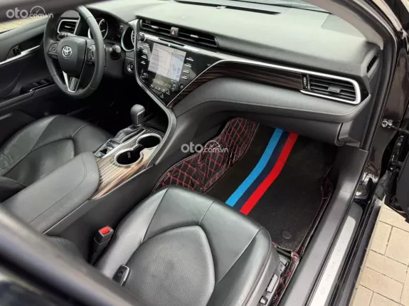 Toyota Camry 2.5Q 2020 - Toyota Camry 2.5Q sx2020 nhập Thái Lan siêu đẹp Cam kết chất lượng