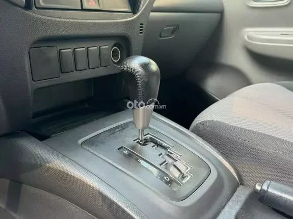 Mitsubishi Triton 4×2 AT 2018 - BÁN TẢI GIÁ TỐT