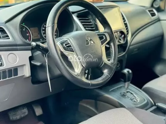 Mitsubishi Triton 4×2 AT 2018 - BÁN TẢI GIÁ TỐT