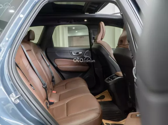 Volvo XC60 B6 AWD Inscription 2021 - 1 chủ đập thùng, Cty XHD cao cực đẹp