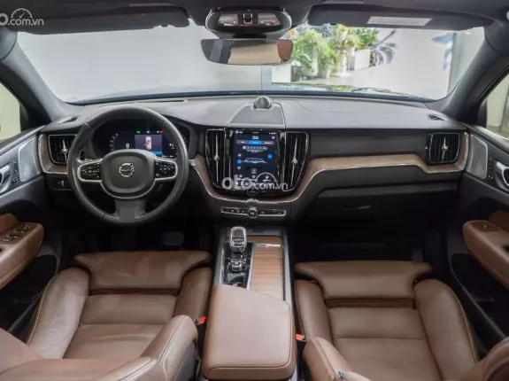 Volvo XC60 B6 AWD Inscription 2021 - 1 chủ đập thùng, Cty XHD cao cực đẹp
