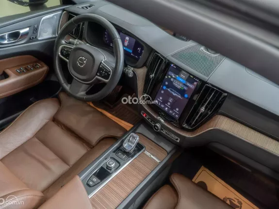 Volvo XC60 B6 AWD Inscription 2021 - 1 chủ đập thùng, Cty XHD cao cực đẹp