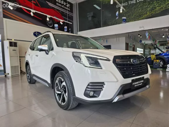 Subaru Forester 2024 - Ưu đãi 360 triệu, nhiều quà tặng hấp dẫn chỉ còn 2 màu