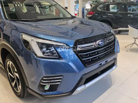 Subaru Forester 2024 - Ưu đãi 360 triệu, nhiều quà tặng hấp dẫn chỉ còn 2 màu