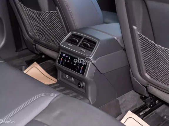Audi A6 45 TFSI 2022 - Đăng ký 2024, 1 chủ đập thùng cực đẹp