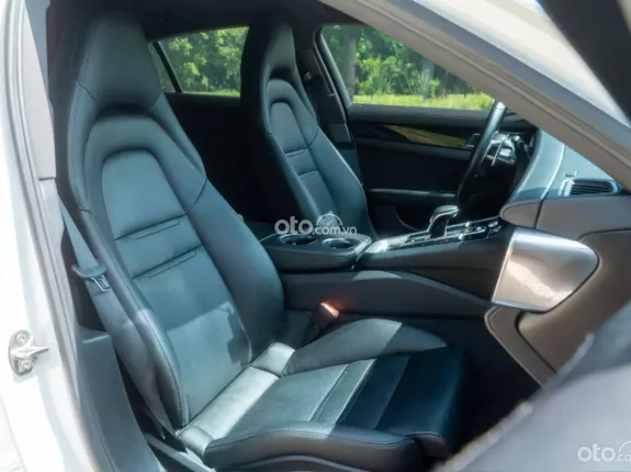 Porsche Panamera 3.0 V6 2021 - Siêu lướt 28.000km cực đẹp