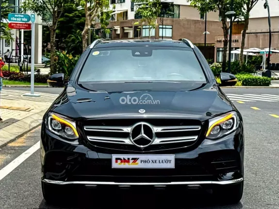 Mercedes-Benz GLC 300 4Matic 2019 - Trang bị nhiều phụ kiện