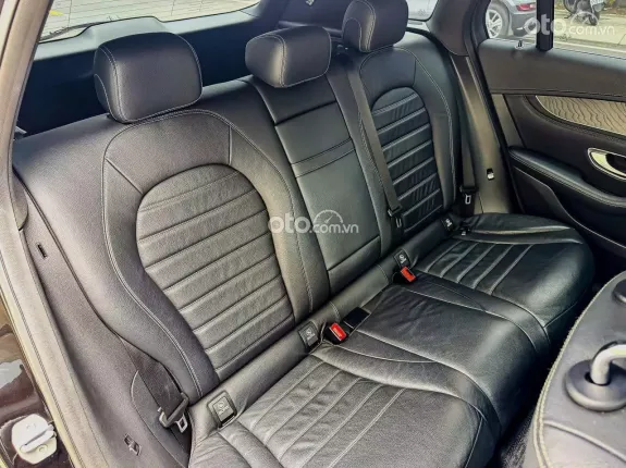 Mercedes-Benz GLC 300 4Matic 2019 - Trang bị nhiều phụ kiện