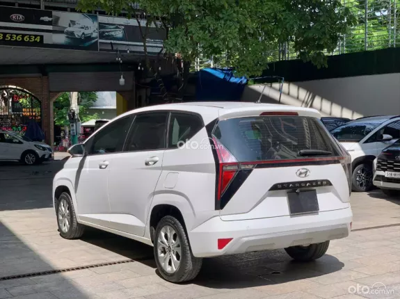 Hyundai Stargazer 1.5 AT Tiêu chuẩn 2022 - Hộp số tự động, không gian rộng rãi phù hợp gia đình