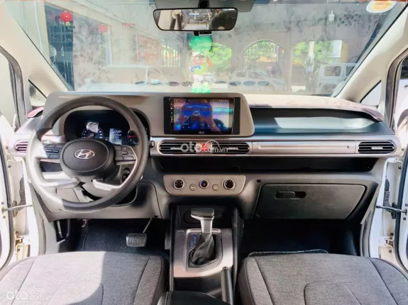 Hyundai Stargazer 1.5 AT Tiêu chuẩn 2022 - Hộp số tự động, không gian rộng rãi phù hợp gia đình