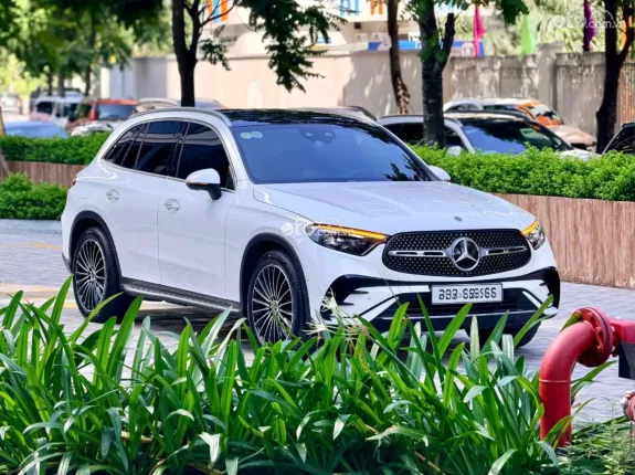 Mercedes-Benz GLC 300 4Matic V1 2024 - BAO ĐẬU BANK 70-90% (Ib Zalo tư vấn trực tiếp 24/7)