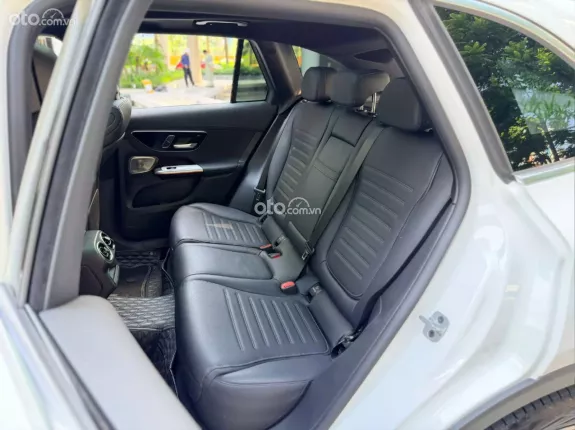 Mercedes-Benz GLC 300 4Matic V1 2024 - BAO ĐẬU BANK 70-90% (Ib Zalo tư vấn trực tiếp 24/7)
