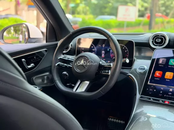 Mercedes-Benz GLC 300 4Matic V1 2024 - BAO ĐẬU BANK 70-90% (Ib Zalo tư vấn trực tiếp 24/7)