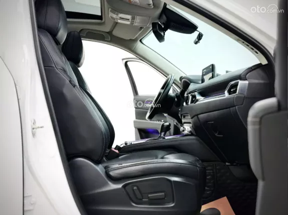 Mazda CX-5 2.0 Premium 2022 - Xe siêu đẹp - Có sẵn giao ngay