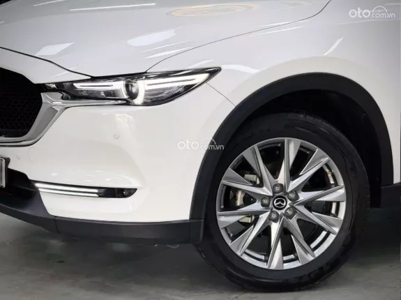 Mazda CX-5 2.0 Premium 2022 - Xe siêu đẹp - Có sẵn giao ngay