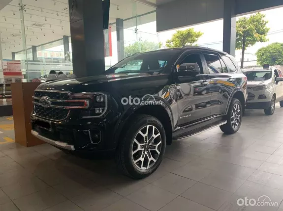 Ford Everest Titanium 2.0L AT 4WD 2023 - FORD EVEREST TITANIUM Bi-Turbo 2023, xe đi rất ít 3v