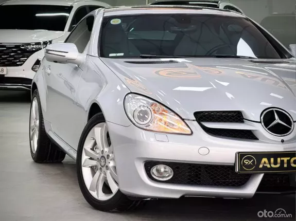 Mercedes-Benz SLK 350 2009 - Model 2010 “Mũi Tên Bạc”