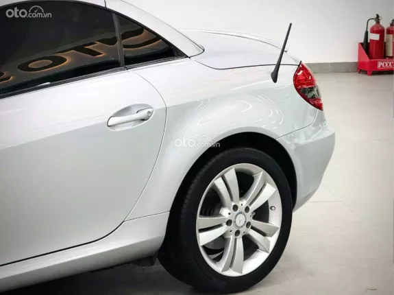 Mercedes-Benz SLK 350 2009 - Model 2010 “Mũi Tên Bạc”