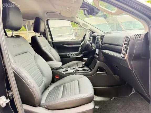 Ford Everest Sport 2.0 AT 4x2 2025 - FORD EVEREST SPORT 2025 PHIÊN BẢN THỂ THAO 1 CHỦ TỪ ĐẦU