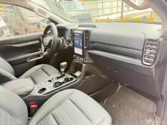 Ford Everest Sport 2.0 AT 4x2 2025 - FORD EVEREST SPORT 2025 PHIÊN BẢN THỂ THAO 1 CHỦ TỪ ĐẦU