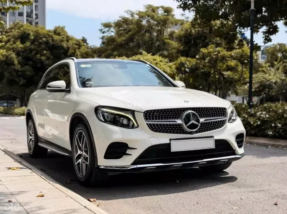 Mercedes-Benz GLC 300 4Matic 2017 - Trắng nâu da bò