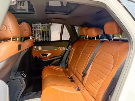 Mercedes-Benz GLC 300 4Matic 2017 - Trắng nâu da bò