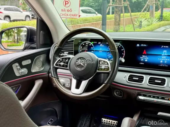 Mercedes-Benz GLS 450 4Matic 2022 - BAO ĐẬU BANK 70-90% (Ib Zalo tư vấn trực tiếp 24/7)