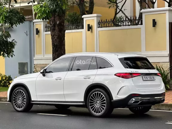 Mercedes-Benz GLC 300 4Matic V1 2024 - All New 2024 HUD Kính Siêu Lướt